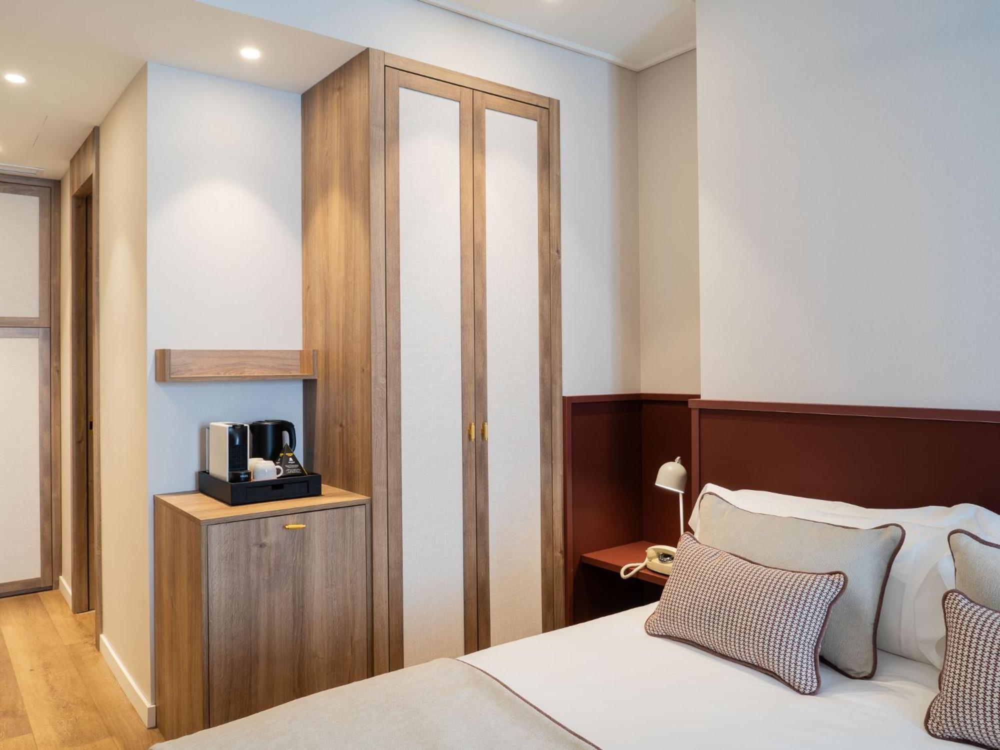 Hotel Well And Come มาลากา ห้อง รูปภาพ